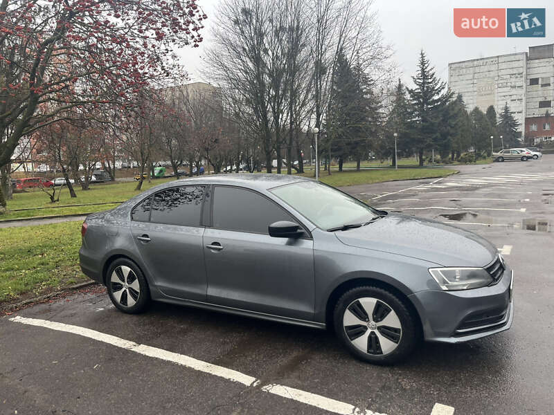 Volkswagen Jetta 2015