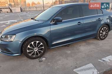 Седан Volkswagen Jetta 2016 в Києві