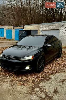 Седан Volkswagen Jetta 2013 в Харкові