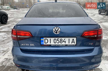 Седан Volkswagen Jetta 2015 в Киеве