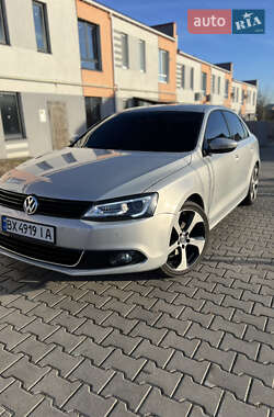 Седан Volkswagen Jetta 2012 в Хмельницькому