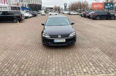 Седан Volkswagen Jetta 2013 в Києві