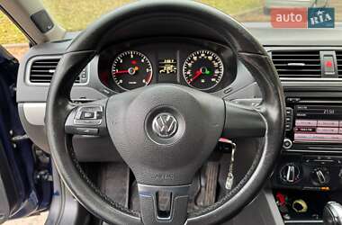 Седан Volkswagen Jetta 2012 в Запоріжжі