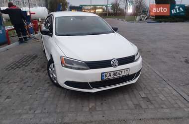 Седан Volkswagen Jetta 2014 в Дніпрі