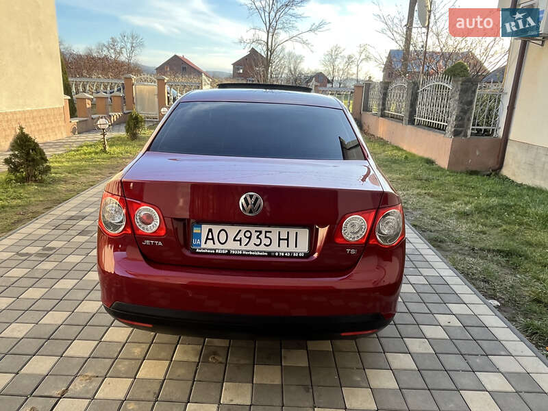 Седан Volkswagen Jetta 2008 в Іршаві