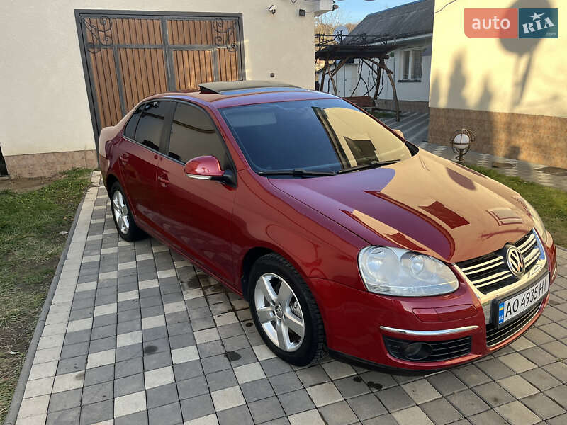 Седан Volkswagen Jetta 2008 в Іршаві