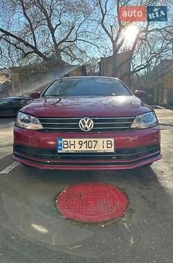 Седан Volkswagen Jetta 2015 в Одесі