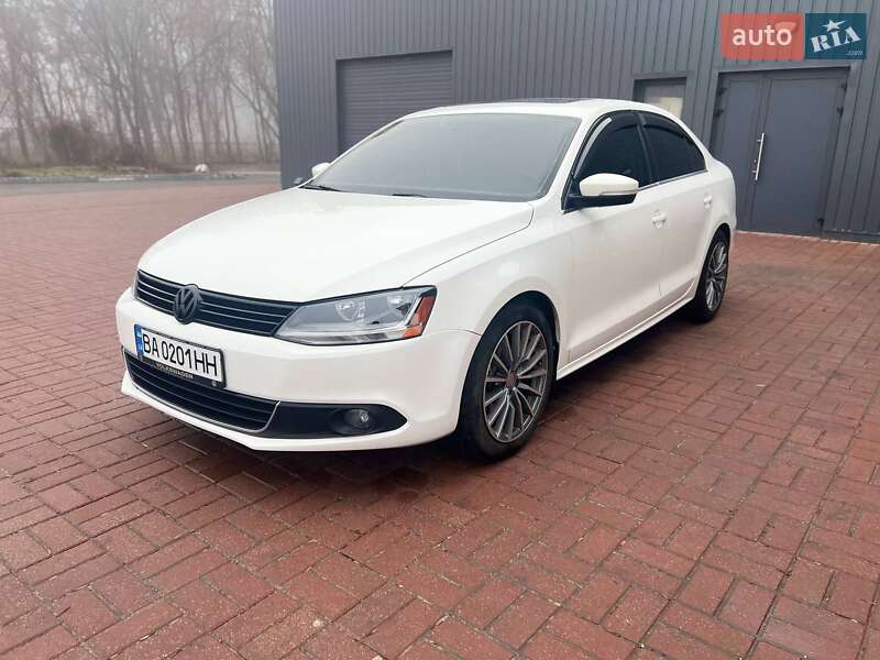 Седан Volkswagen Jetta 2013 в Знаменке