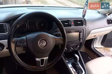 Седан Volkswagen Jetta 2013 в Знаменке