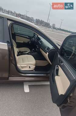 Седан Volkswagen Jetta 2014 в 