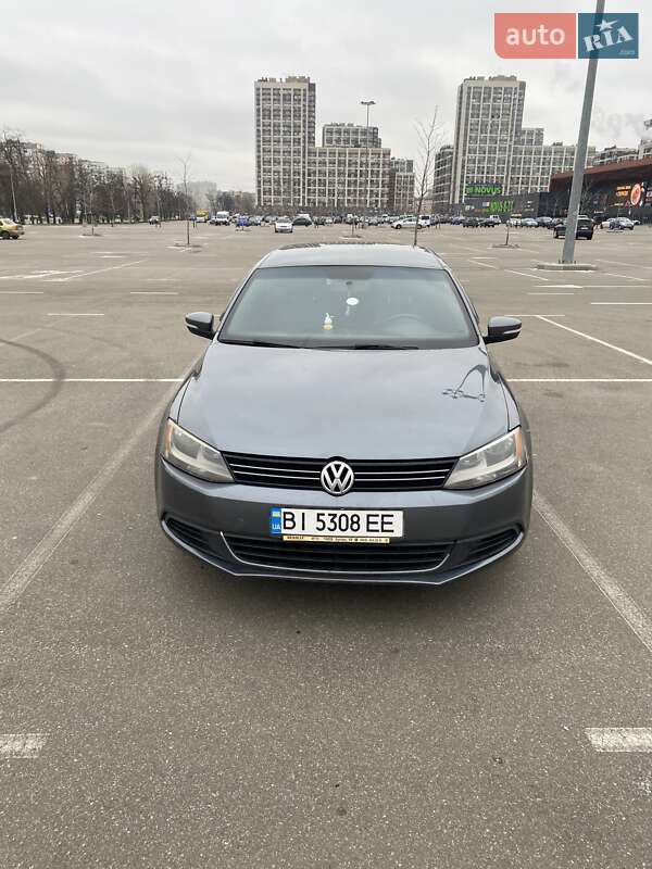 Седан Volkswagen Jetta 2012 в Киеве