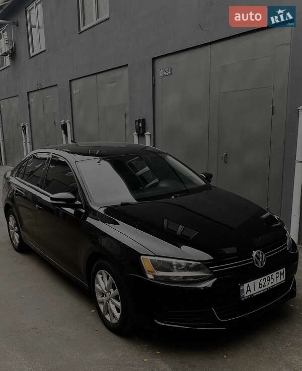 Седан Volkswagen Jetta 2012 в Киеве