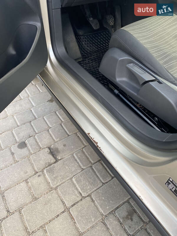 Седан Volkswagen Jetta 2006 в Одесі