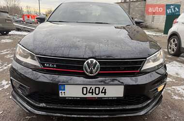 Седан Volkswagen Jetta 2015 в Києві