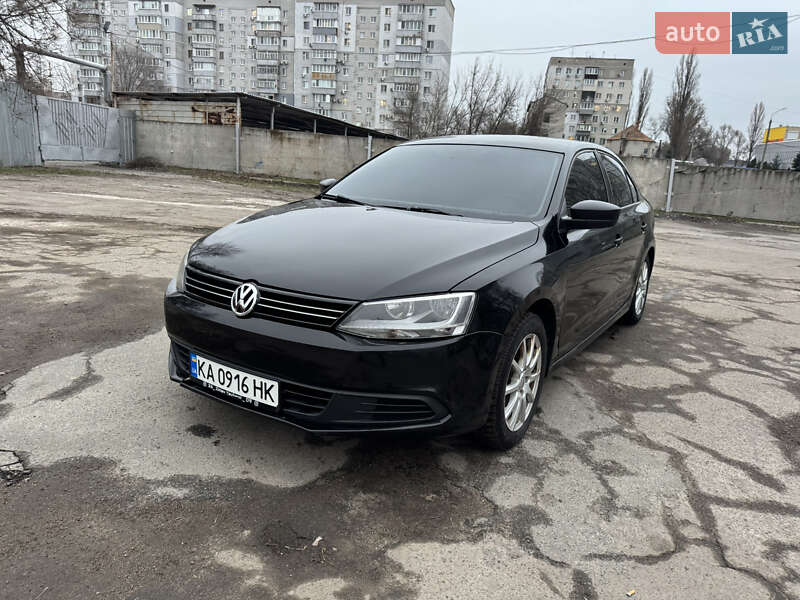 Седан Volkswagen Jetta 2011 в Дніпрі