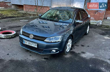 Седан Volkswagen Jetta 2013 в Хмельницькому