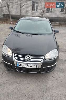 Седан Volkswagen Jetta 2008 в Павлограді