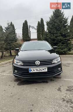 Седан Volkswagen Jetta 2015 в Кривому Розі