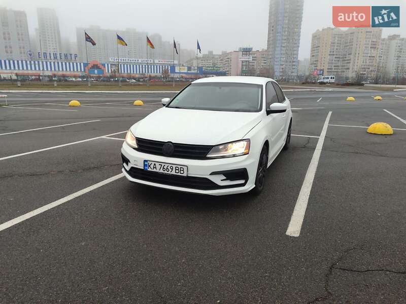 Volkswagen Jetta 2018