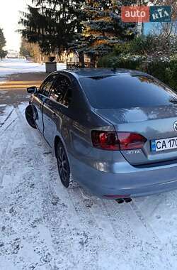 Седан Volkswagen Jetta 2012 в Христинівці