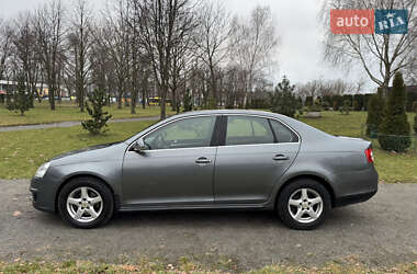 Седан Volkswagen Jetta 2007 в Хмельницькому