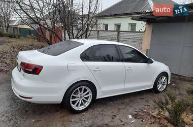 Седан Volkswagen Jetta 2016 в Харкові