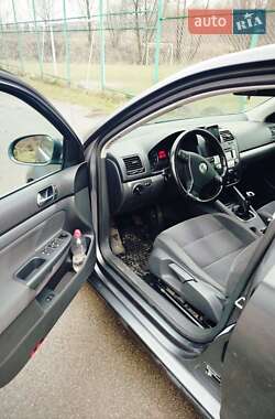 Седан Volkswagen Jetta 2006 в 