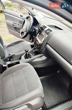 Седан Volkswagen Jetta 2006 в 