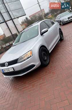 Седан Volkswagen Jetta 2012 в Рівному