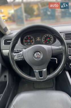 Седан Volkswagen Jetta 2012 в Рівному