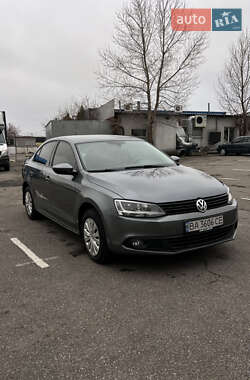 Седан Volkswagen Jetta 2011 в Киеве