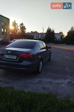 Седан Volkswagen Jetta 2012 в Броварах