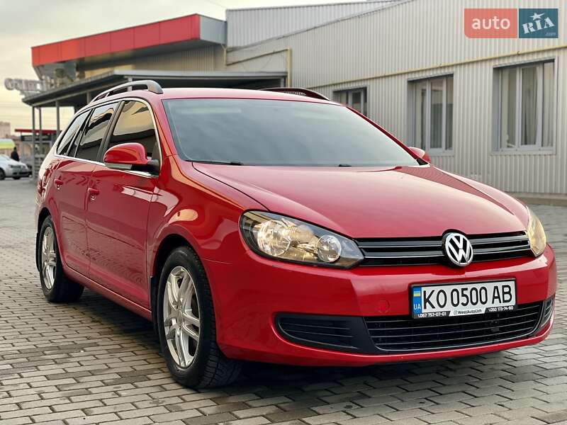 Універсал Volkswagen Jetta 2013 в Мукачевому