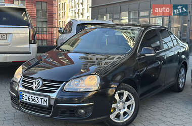 Седан Volkswagen Jetta 2007 в Львове