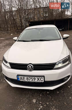 Седан Volkswagen Jetta 2012 в Дніпрі