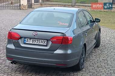 Седан Volkswagen Jetta 2014 в Калуше