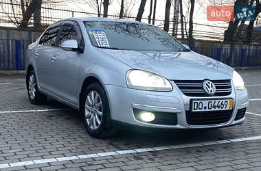 Седан Volkswagen Jetta 2008 в Тернополі