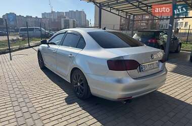 Седан Volkswagen Jetta 2013 в Одессе