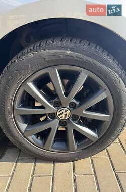 Седан Volkswagen Jetta 2013 в Одессе