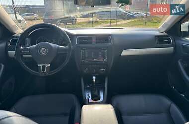 Седан Volkswagen Jetta 2013 в Одессе