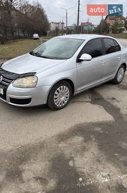 Седан Volkswagen Jetta 2006 в Івано-Франківську