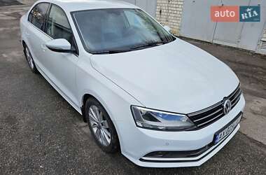 Седан Volkswagen Jetta 2016 в Харькове