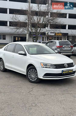 Седан Volkswagen Jetta 2015 в Полтаве