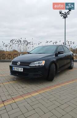 Седан Volkswagen Jetta 2013 в Вінниці