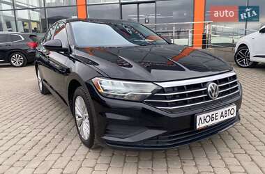 Седан Volkswagen Jetta 2019 в Львове