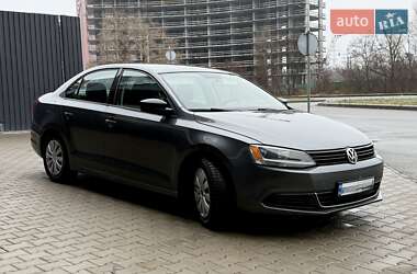 Седан Volkswagen Jetta 2014 в Киеве