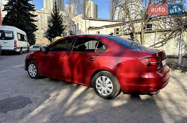 Седан Volkswagen Jetta 2015 в Києві