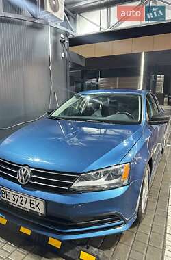 Седан Volkswagen Jetta 2016 в 