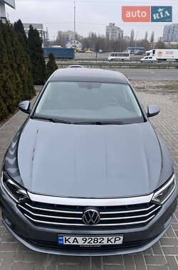 Седан Volkswagen Jetta 2018 в 