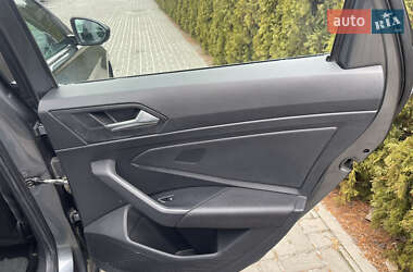 Седан Volkswagen Jetta 2018 в 